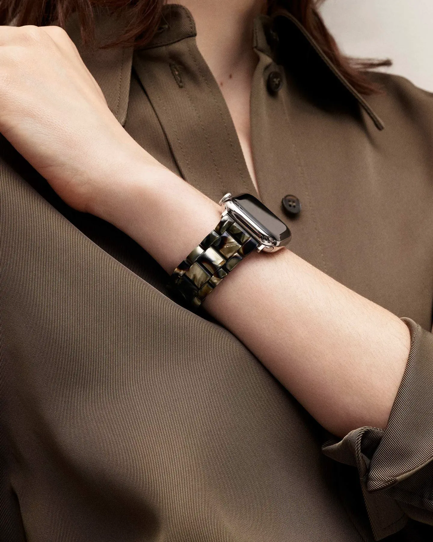 Apple Watch Band in Midnight Horn – MACHETE