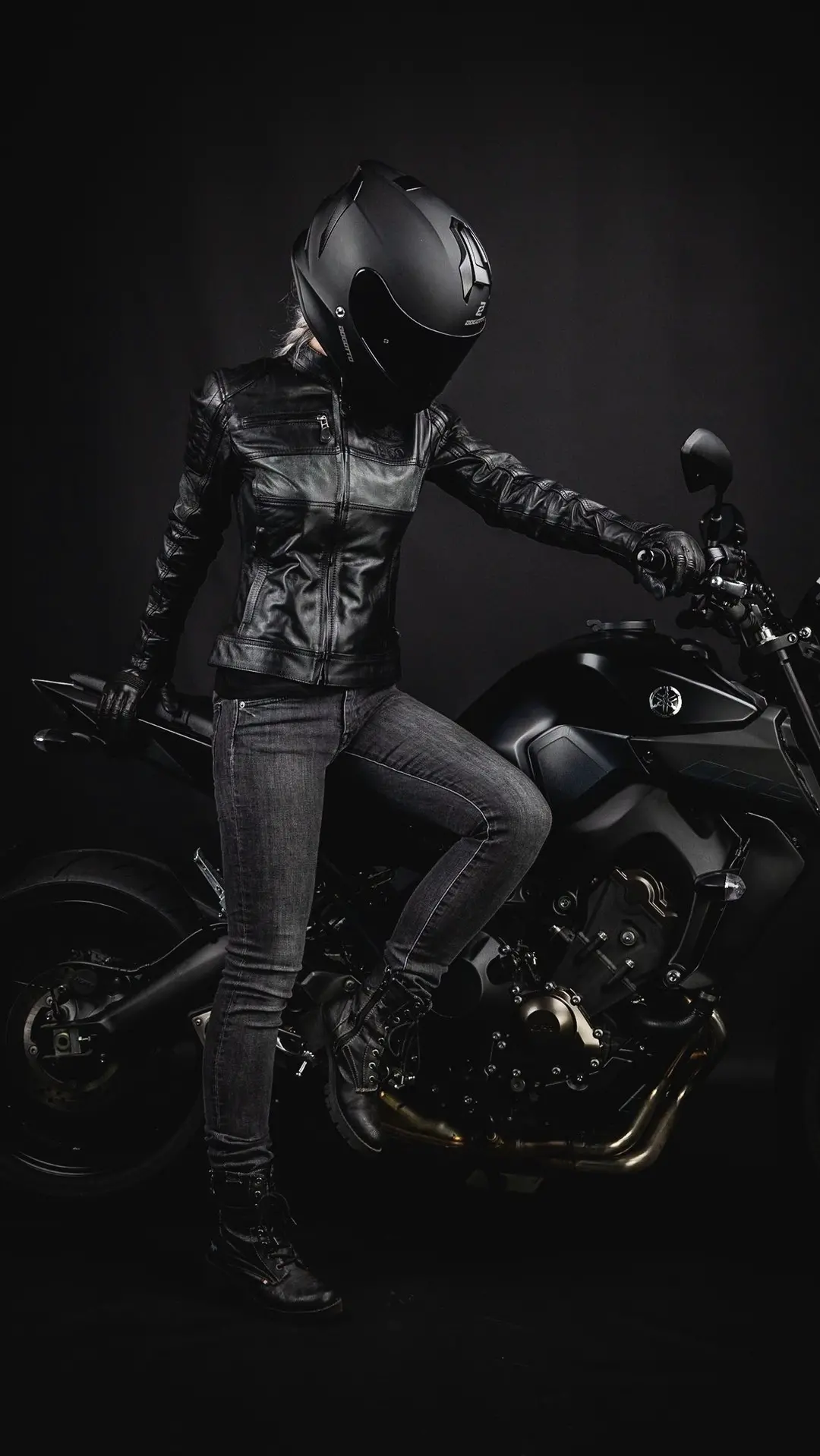 Black-Cafe London motorcycle clothing ▷ Premium Cafe Racer clothing
